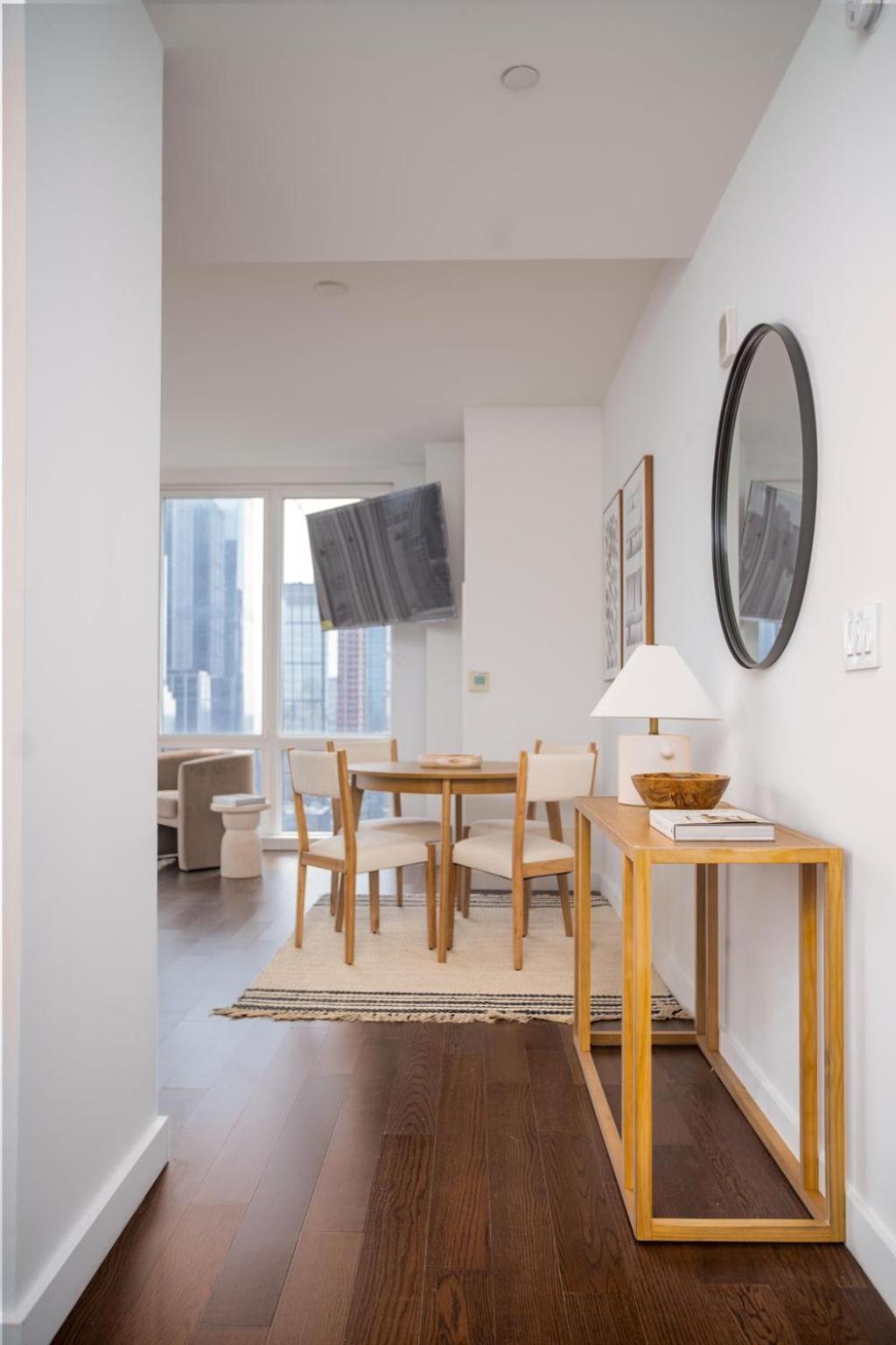 Lux Penthouse 2br 2 Bath * New York